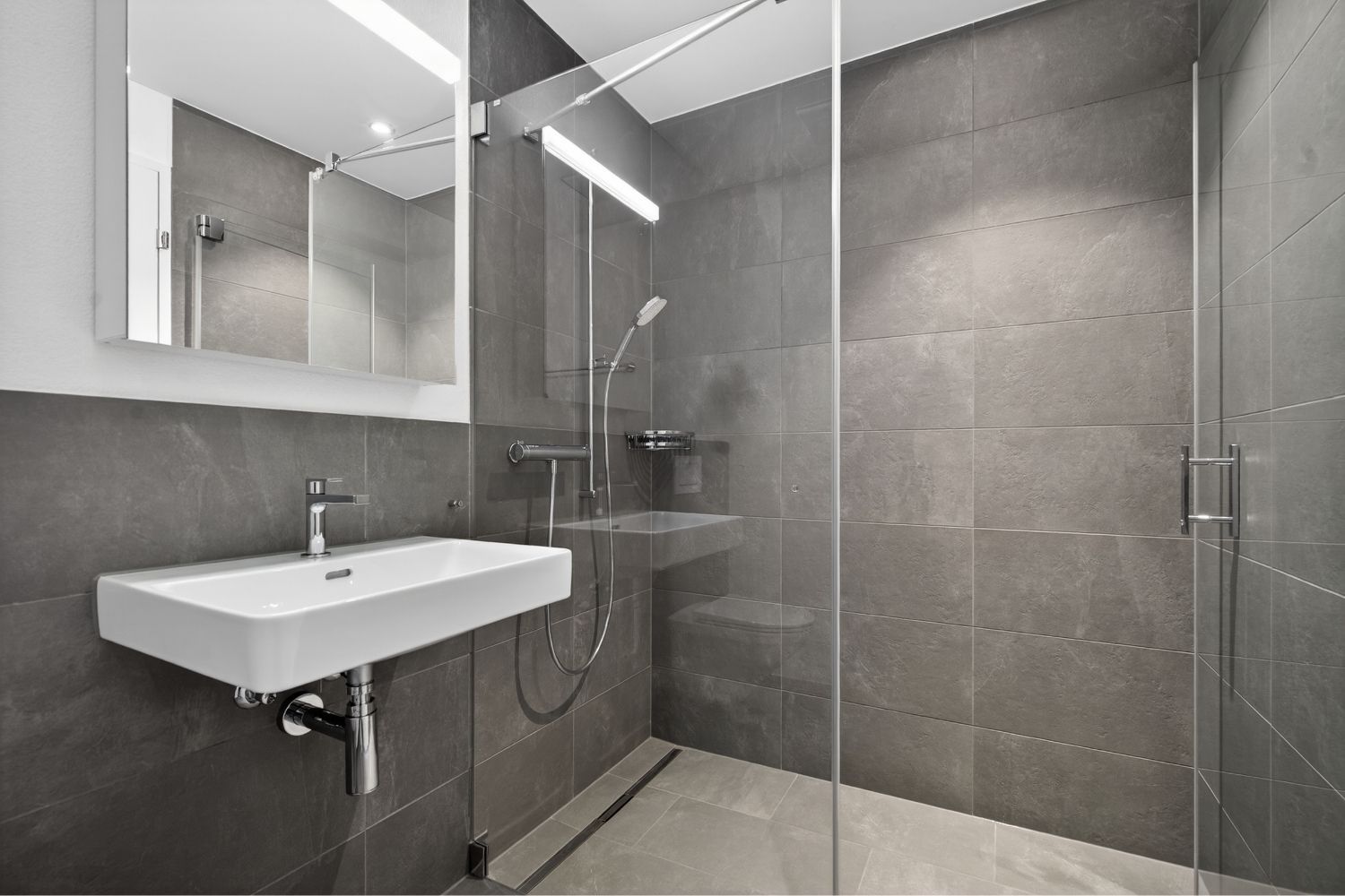 Hochwertige Neubauwohnung an ruhiger und zentraler Lage - Bild 7