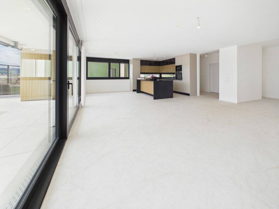 Exklusive 5.5-Zimmer-Terrassenwohnung in Umiken -  Bild 8