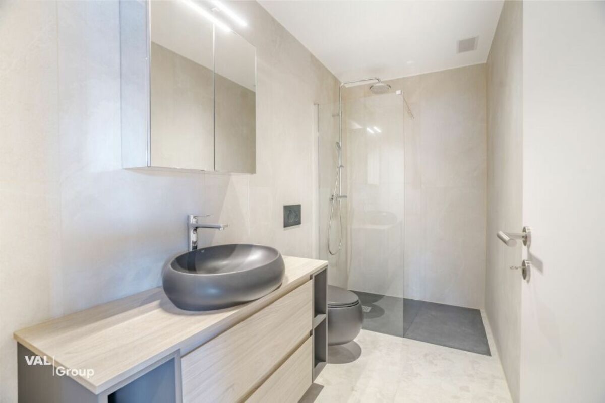 Top - Vermietobjekt - 3.5 Zimmerwohnung mit atemberaubender Weitsicht -  Bild 7