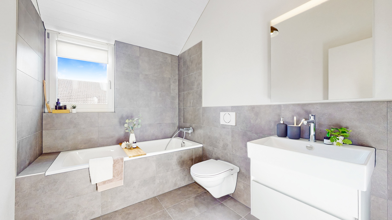 Freisehendes Einfamilienhaus - 4.5 Zimmer  -> Neubau - Bad Obergeschoss