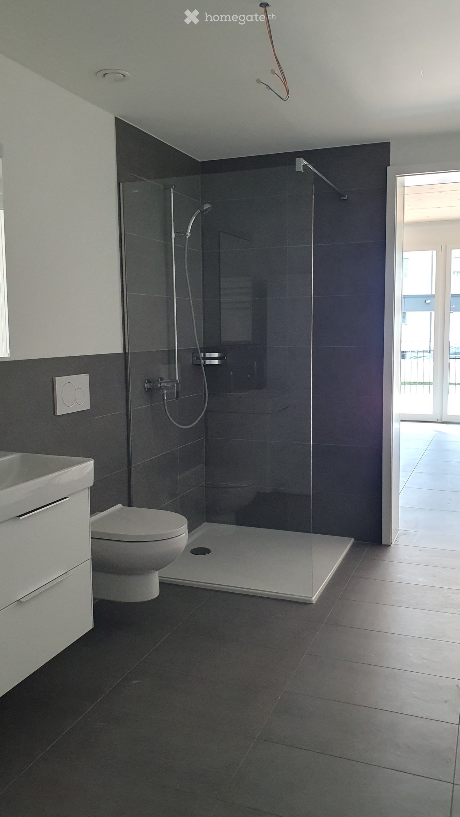 2.5 Zimmerwohnung in Ostermundigen - Veranda, Terrasse und Gartenplatz -  Bild 11