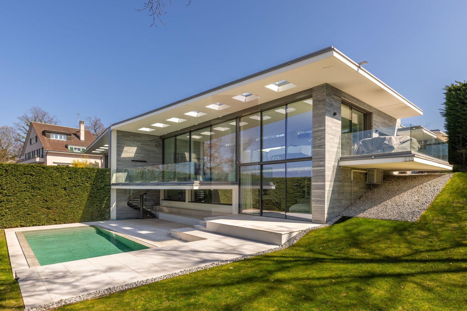 Villa d'exception avec vue lac panoramique -  Bild 1