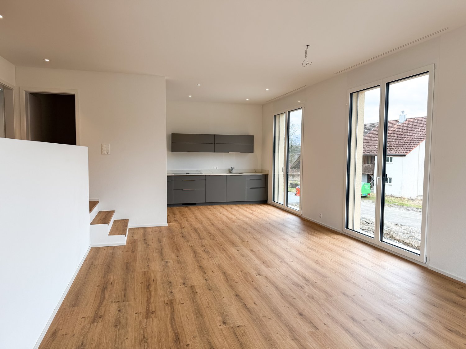 Leben im Hof Bezugsbereites Einfamilienhaus - Bild 1