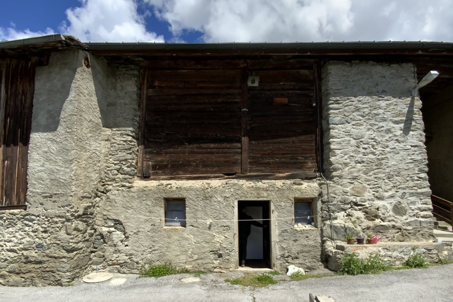 Rénovation d'une grange avec permis de construire en force - Surfaces extérieures