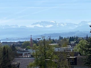 4,5 Zimmer Maisonette - Attikawohnung in Thalwil mit 180° Seesicht und hohem Eigentumsstandard -  Bild 3