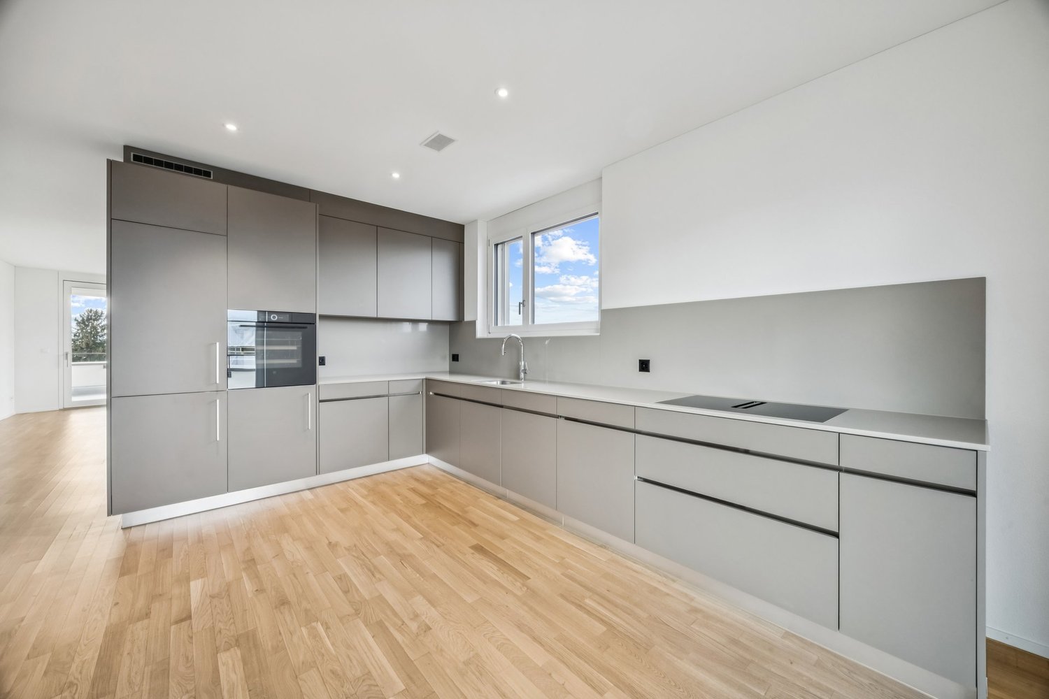 Neubauwohnung an traumhafter Lage direkt am Seeufer in Rapperswil-Jona - Küche