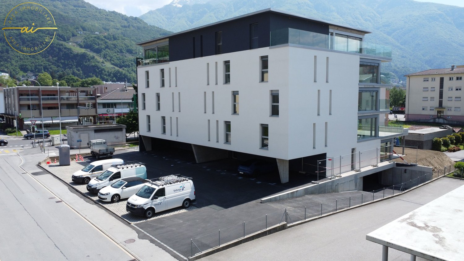 ATTICO 3.5 LOCALI CON AMPIA TERRAZZA NEL CUORE DI BELLINZONA -  Bild 2