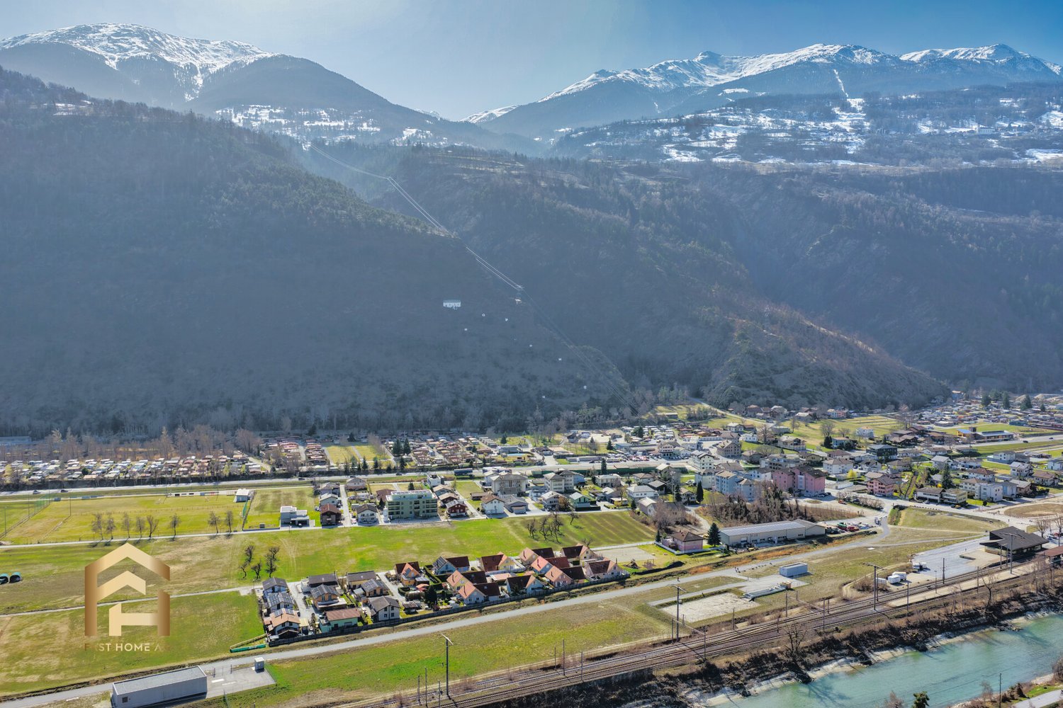 Letzte Gelegenheit: Helle 5.5-ZWG mit Süd-Ost-Ausrichtung (1.Etage) - DJI_20260308201825_0140_D