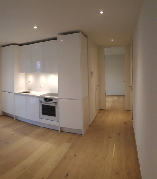 Helle 3.5 Zimmer Dachwohnung mit grossem Balkon -  Bild 3