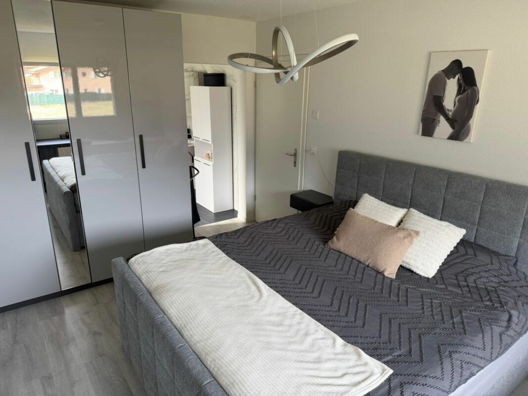 Spacieux et lumineux appartement de 3,5 pièces avec grande terrasse à Saxon - Bild 7