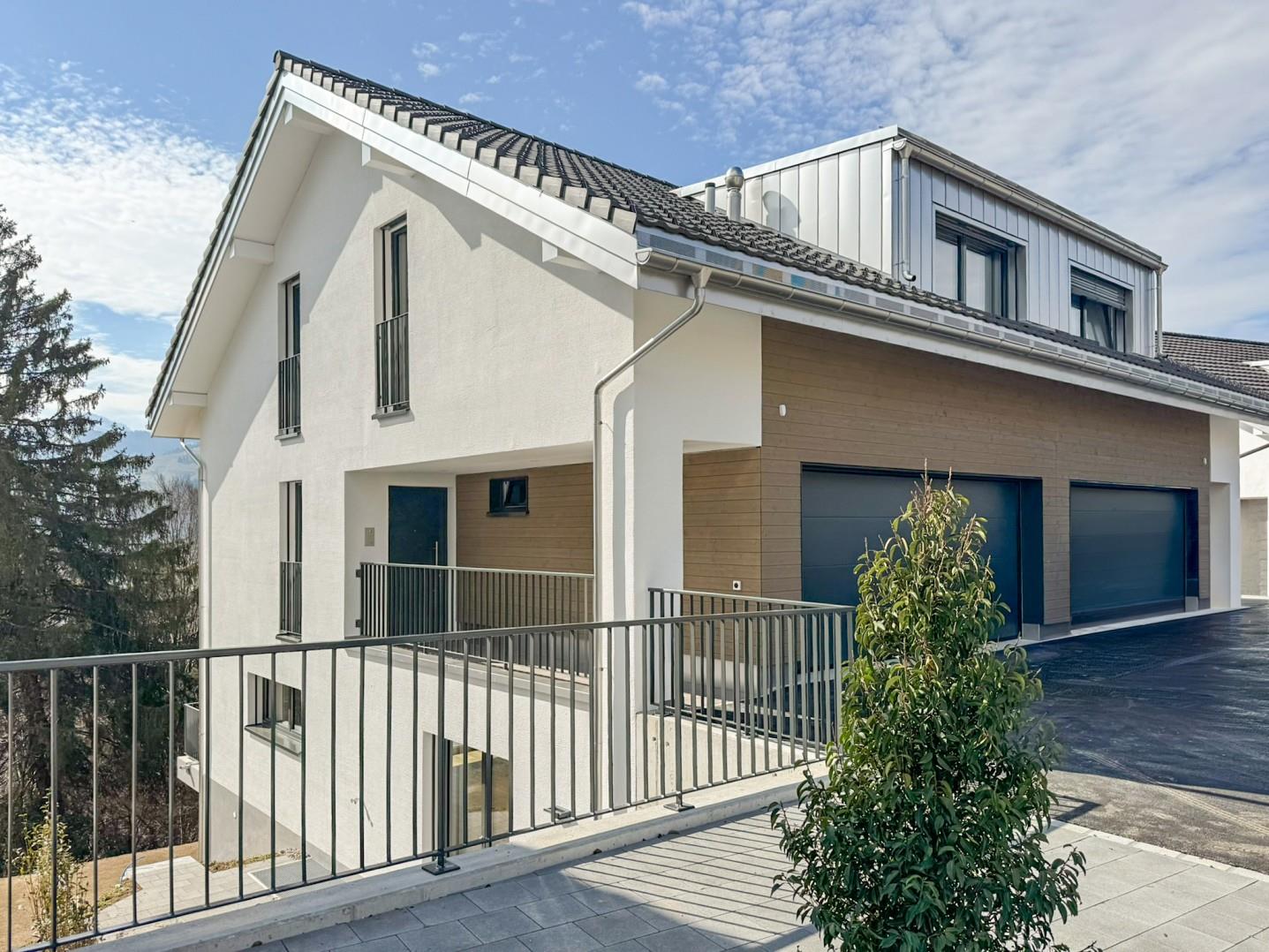 Erstbezug: Wohntraum im Grünen - Aussenansicht