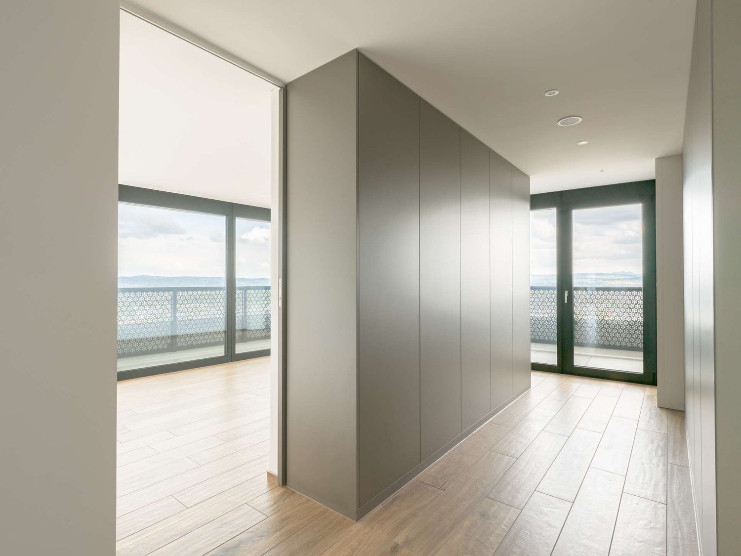 Über den Wolken: Exklusive 5.5-Zimmerwohnung im 31. Stock mit Panoramablick -  Bild 9