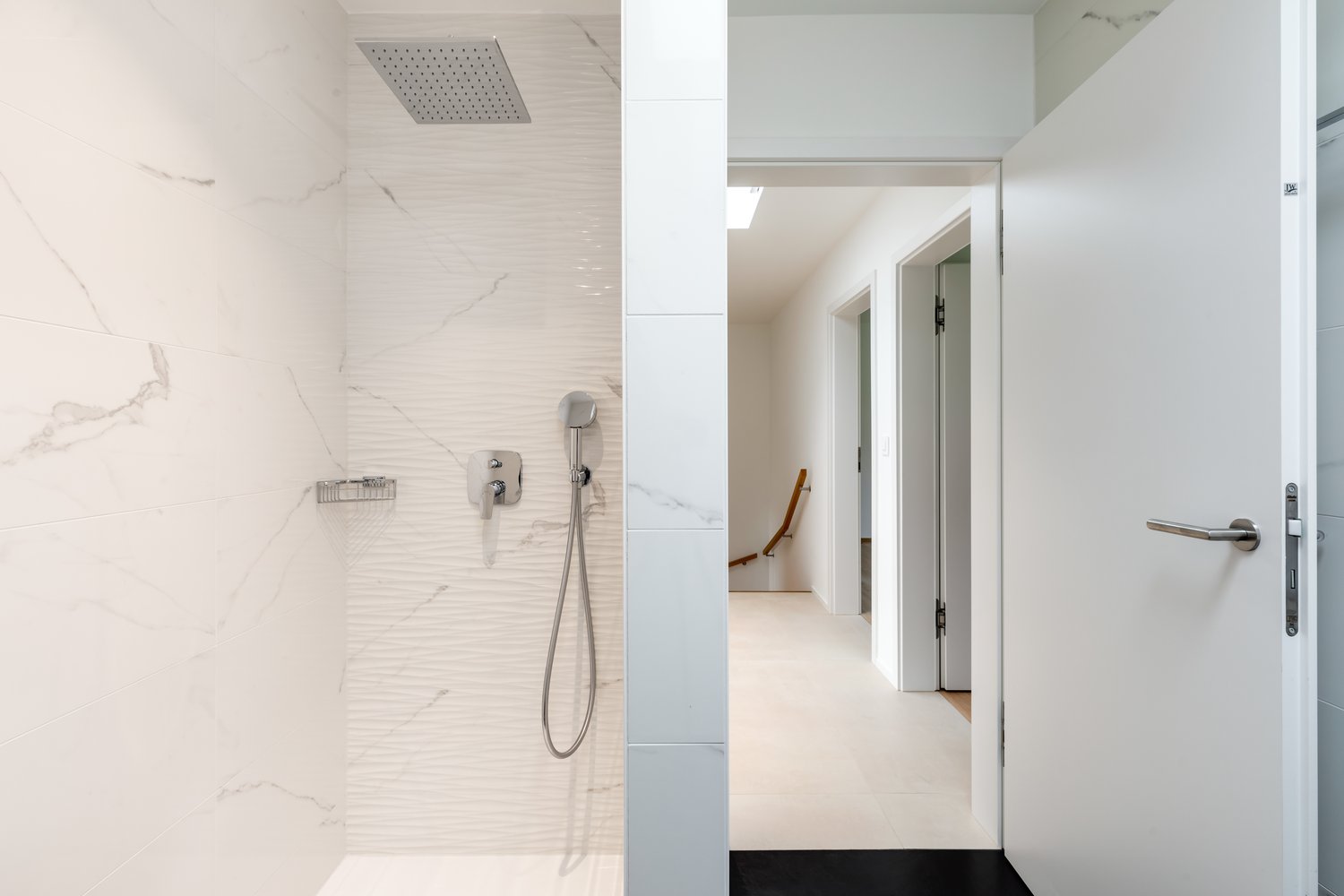 Lugnorre – Villa 6.5 pièces neuve avec vue panoramique sur le Lac de Morat – 215 m² - Bild 10