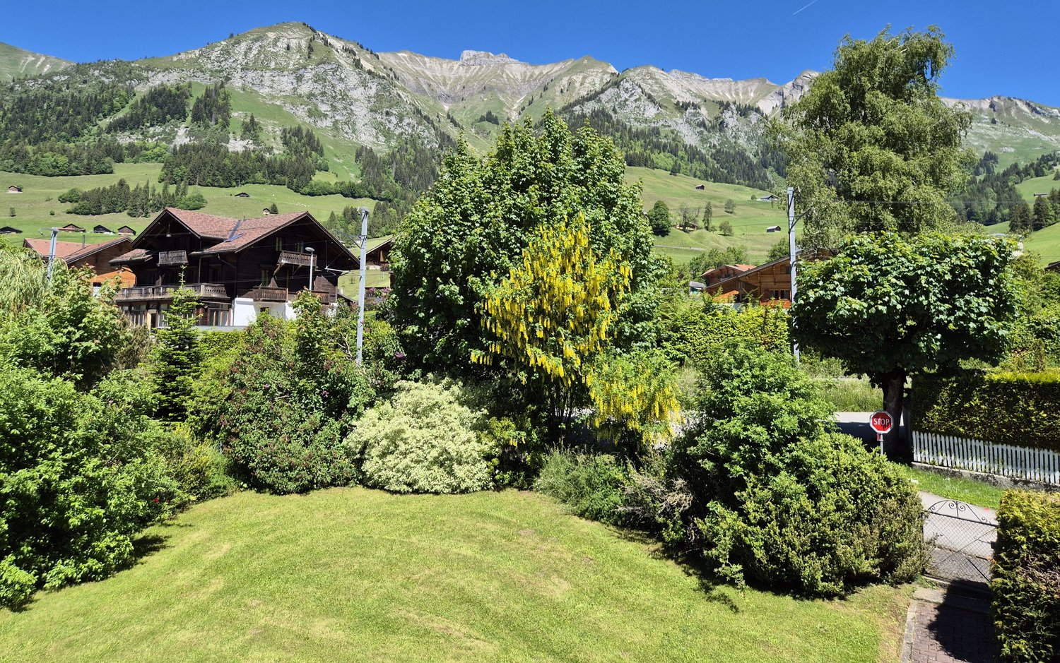 Appartement de standing dans un chalet neuf et exclusif - LOT 2 : Le parfait refuge alpin - Image 2