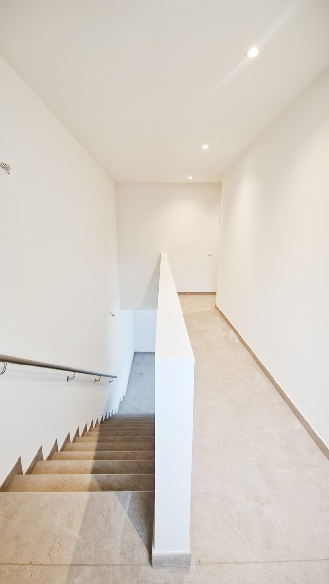 Casa 4,5 locali in contesto bifamiliare con giardino privato. - Bild 6