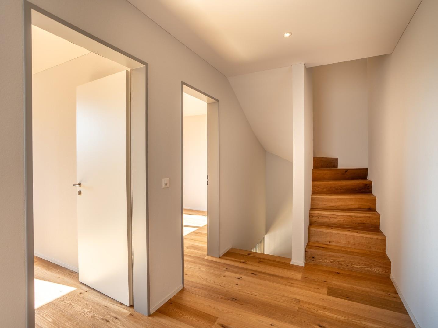 Erstbezug: Wohntraum im Grünen - Treppenhaus