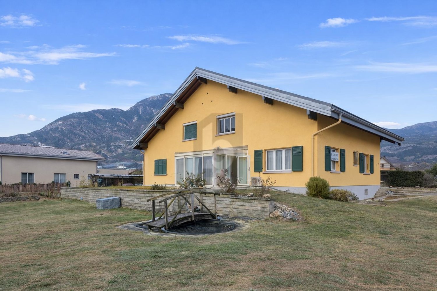 PLAIN-PIED AVEC VÉRANDA ET TERRAIN -  Bild 1