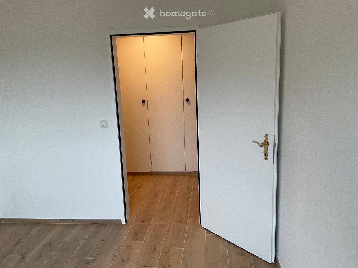 Stilvolles Wohnen im Grünen  kernsanierte 3.5-Zimmerwohnung - Bild 11