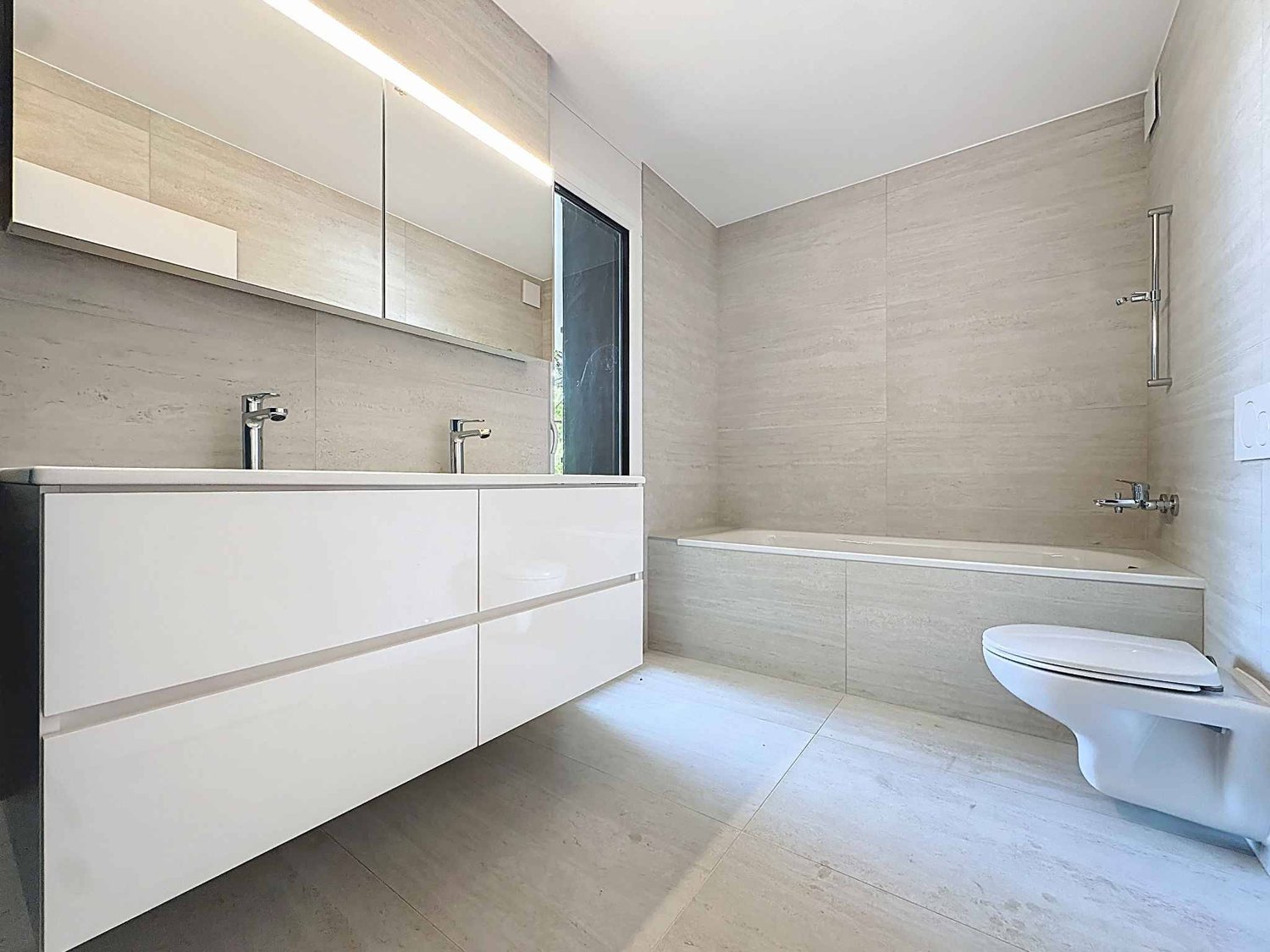 Exceptionnel 5.5 pièces avec terrasse et jardin privatif -  Bild 6