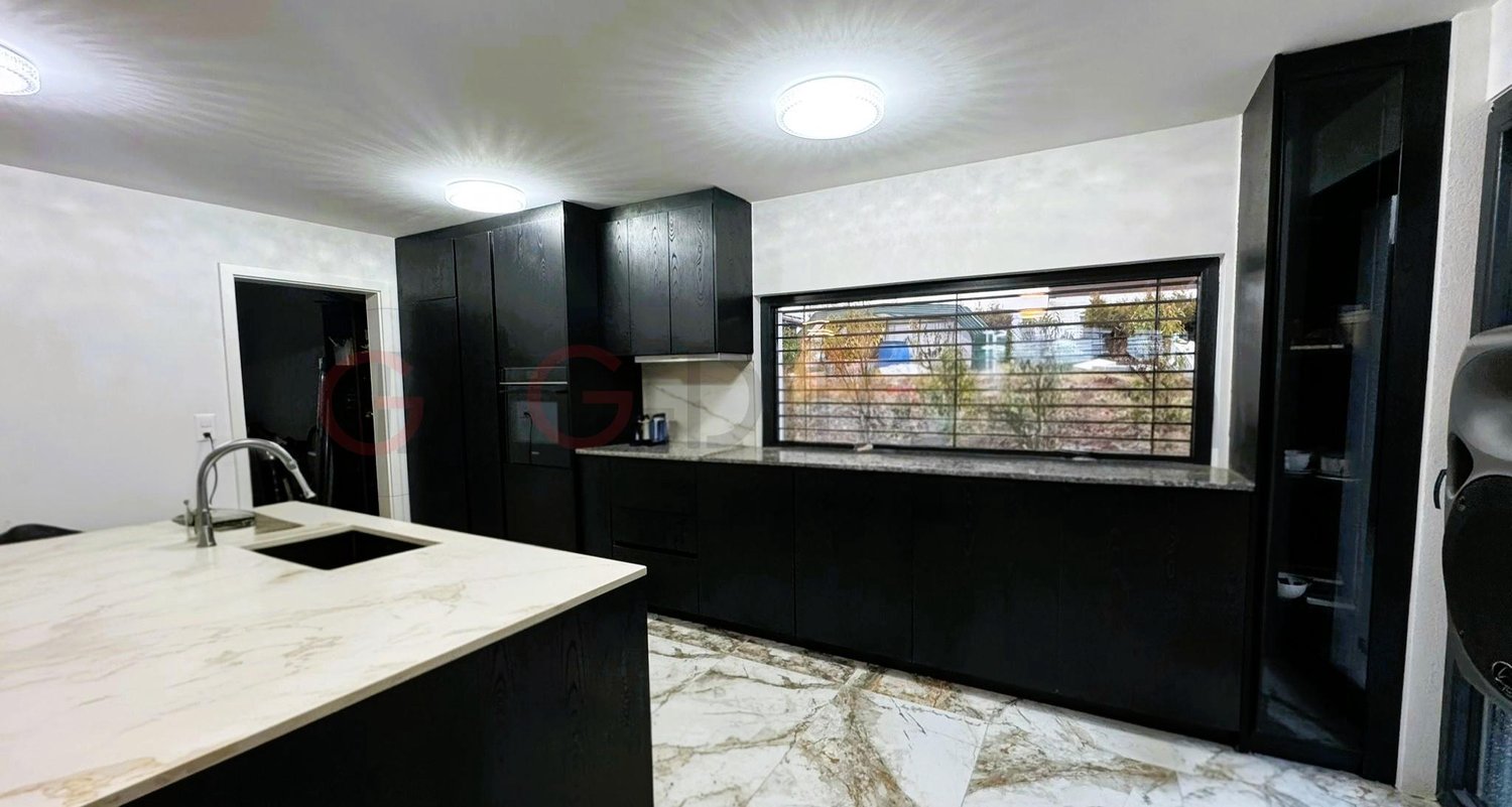 Élégante villa familiale avec Terrasse/ jardin, stationnements et haute performance énergétique - Bild 1