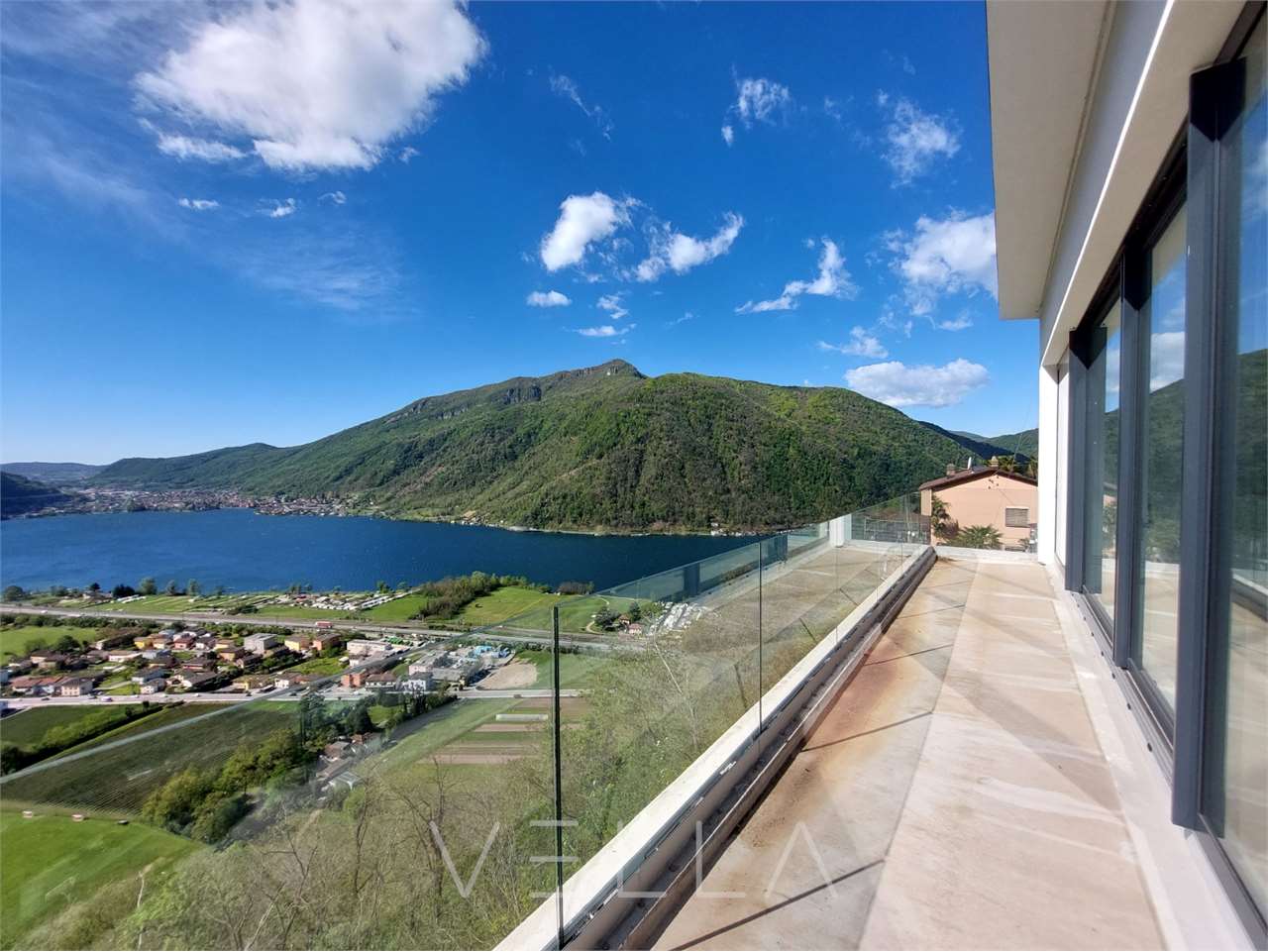 Dove Architettura e Paesaggio Diventano Uno - Balcone