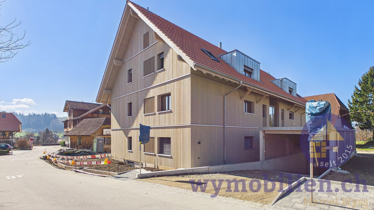 Privater Gartenbereich, 2 Bäder, gedeckte Terrasse - Bild 2