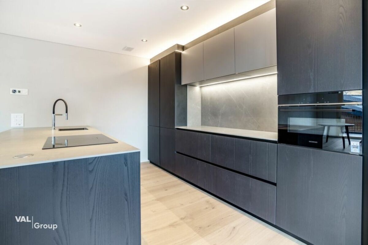 Top - Vermietobjekt - 3.5 Zimmerwohnung mit atemberaubender Weitsicht -  Bild 1