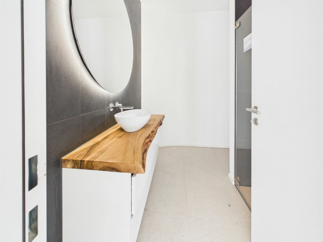 Exklusive 5.5-Zimmer-Terrassenwohnung in Umiken -  Bild 6