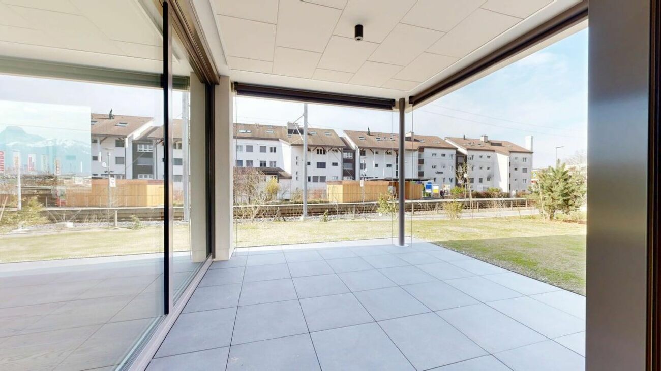 Exklusive 5.5-Zimmer-Gartenwohnung an bester Lage - Terrasse