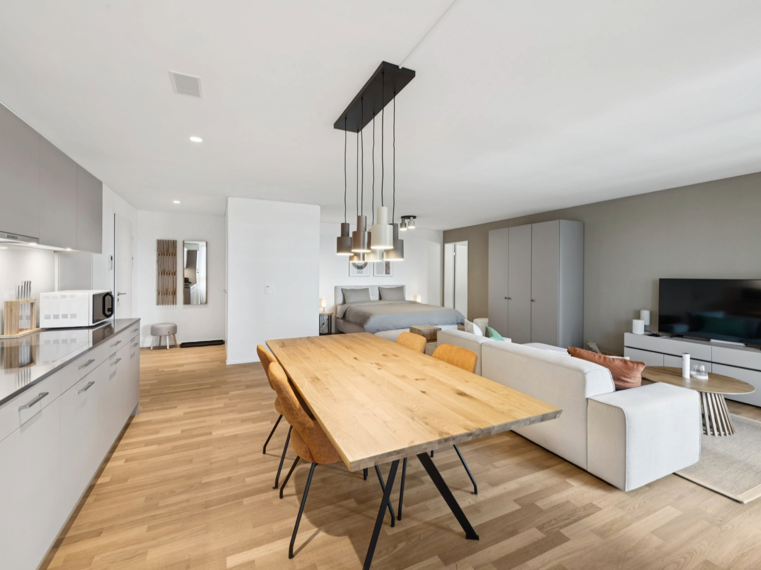 Möblierte Apartments mit Madrid Flair  direkt im grössten Shoppingcenter der Schweiz! -  Bild 4