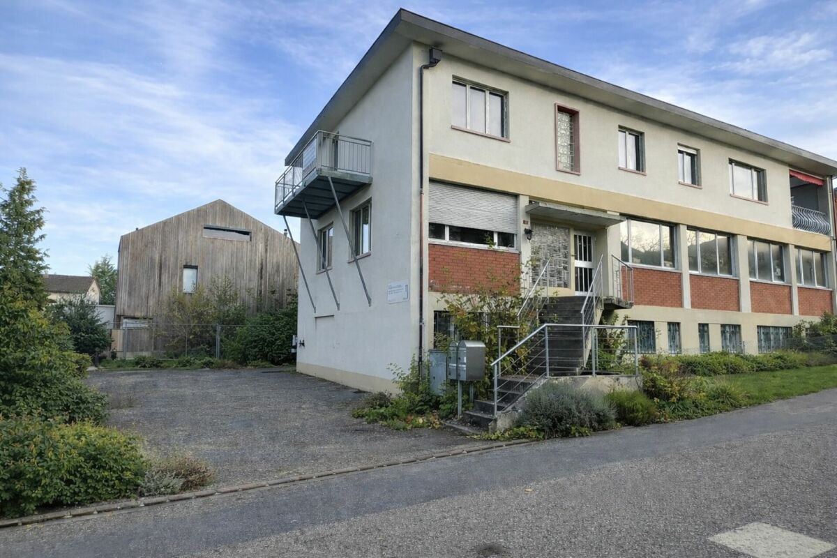 Liegenschaft vielseitig Nutzbar und viel Potenzial - Bild 1