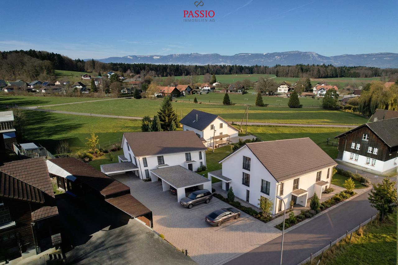 Neubau mit Mitgestaltungsmöglichkeit: Modernes 6.5-Zimmer Doppelhaus -  Bild 13