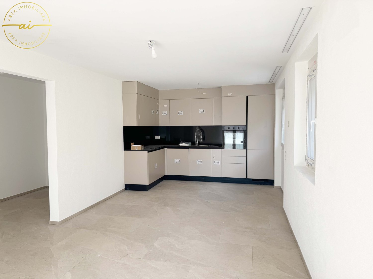 VILLA BIFAMILIARE DI NUOVA COSTRUZIONE CON DUE APPARTAMENTI INDIPENDENTI A CRESCIANO - Bild 9