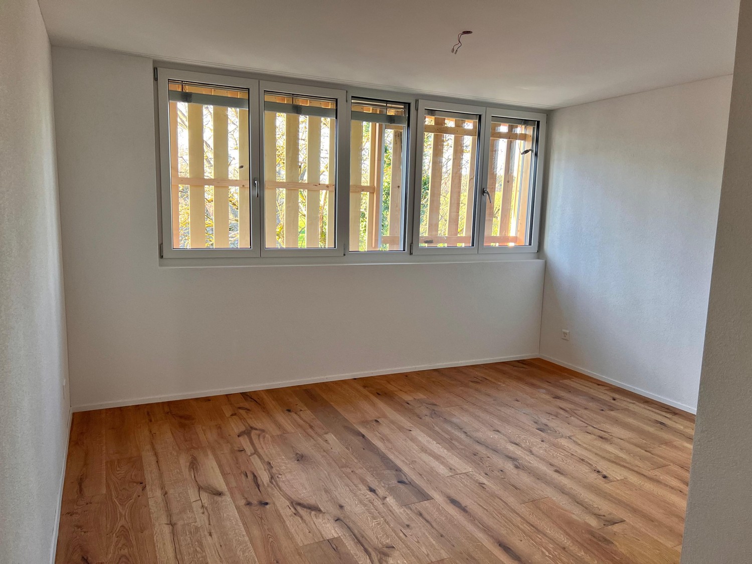 Neubau Erstbezug - Hochwertiges 5.5 Zimmer Reihenhaus mit Garten -  Bild 10