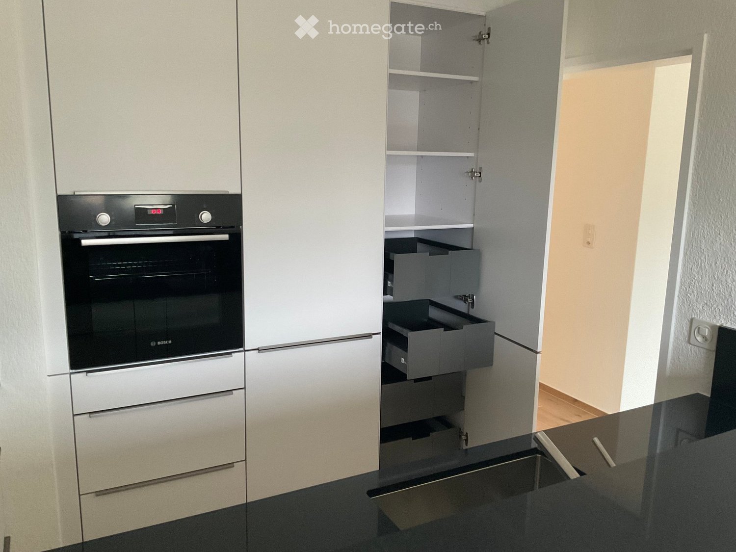 Stilvolles Wohnen im Grünen  kernsanierte 3.5-Zimmerwohnung - Bild 4