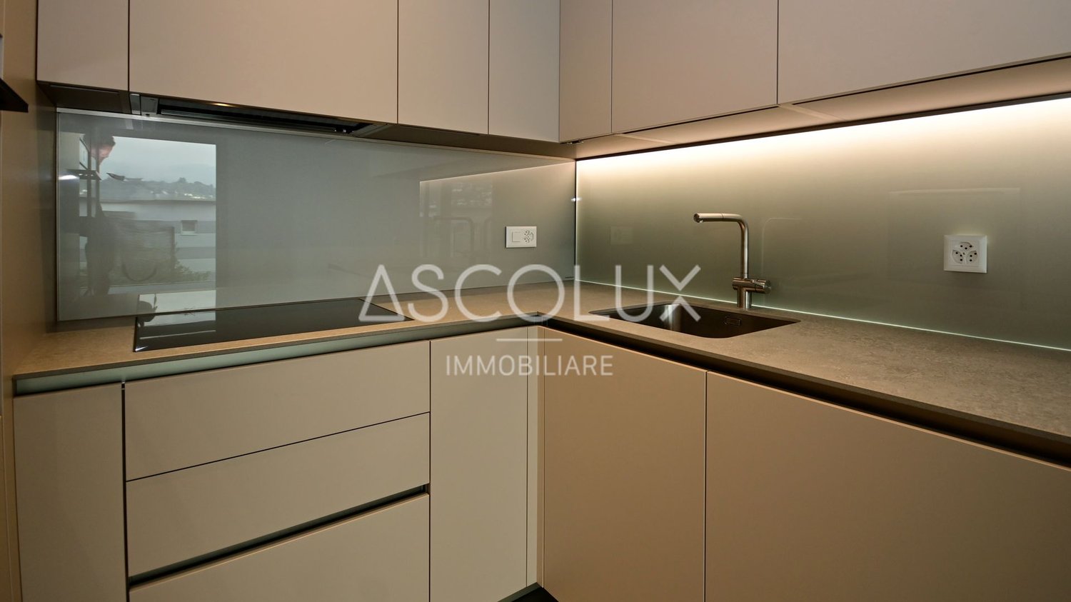 Ruhe und Komfort – 2.5 Zimmer in der exklusiven Residenz am Stadtrand - Bild 6