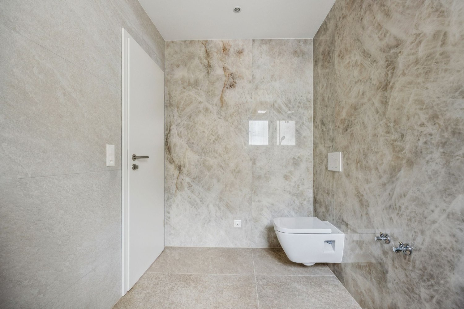 Stilvolles Wohnen mit Panorama: 4.5-Zimmer-Wohnung in Grellingen - Bild 7