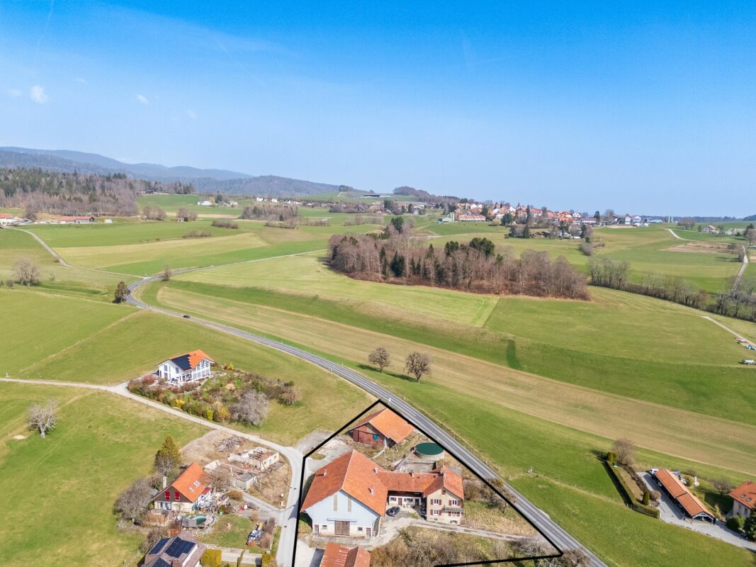 3.5 pièces en attique / combles + balcon + vue + calme (lot 7) - Bild 4