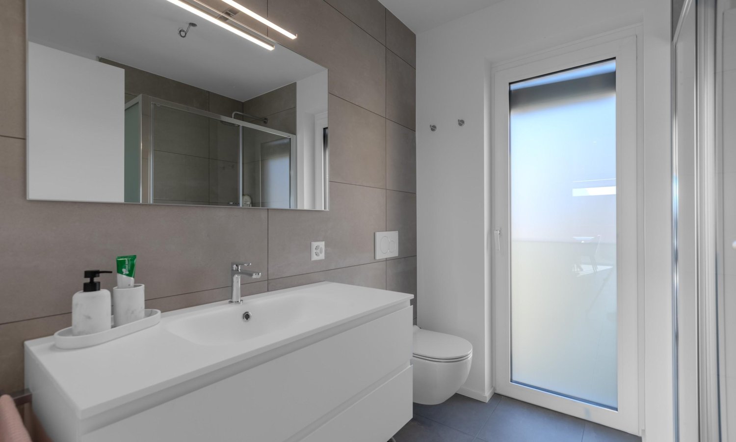 STUPENDO E MODERNO 2.5 LOCALI CON TERRAZZA A PREGASSONA - Bild 7