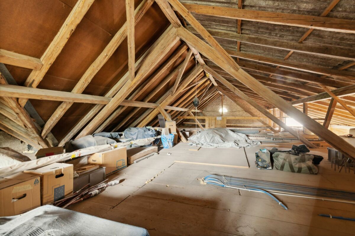 KERN­SANIERTES BAUERNHAUS MIT AUSBAUPOTENZIAL -  Bild 10