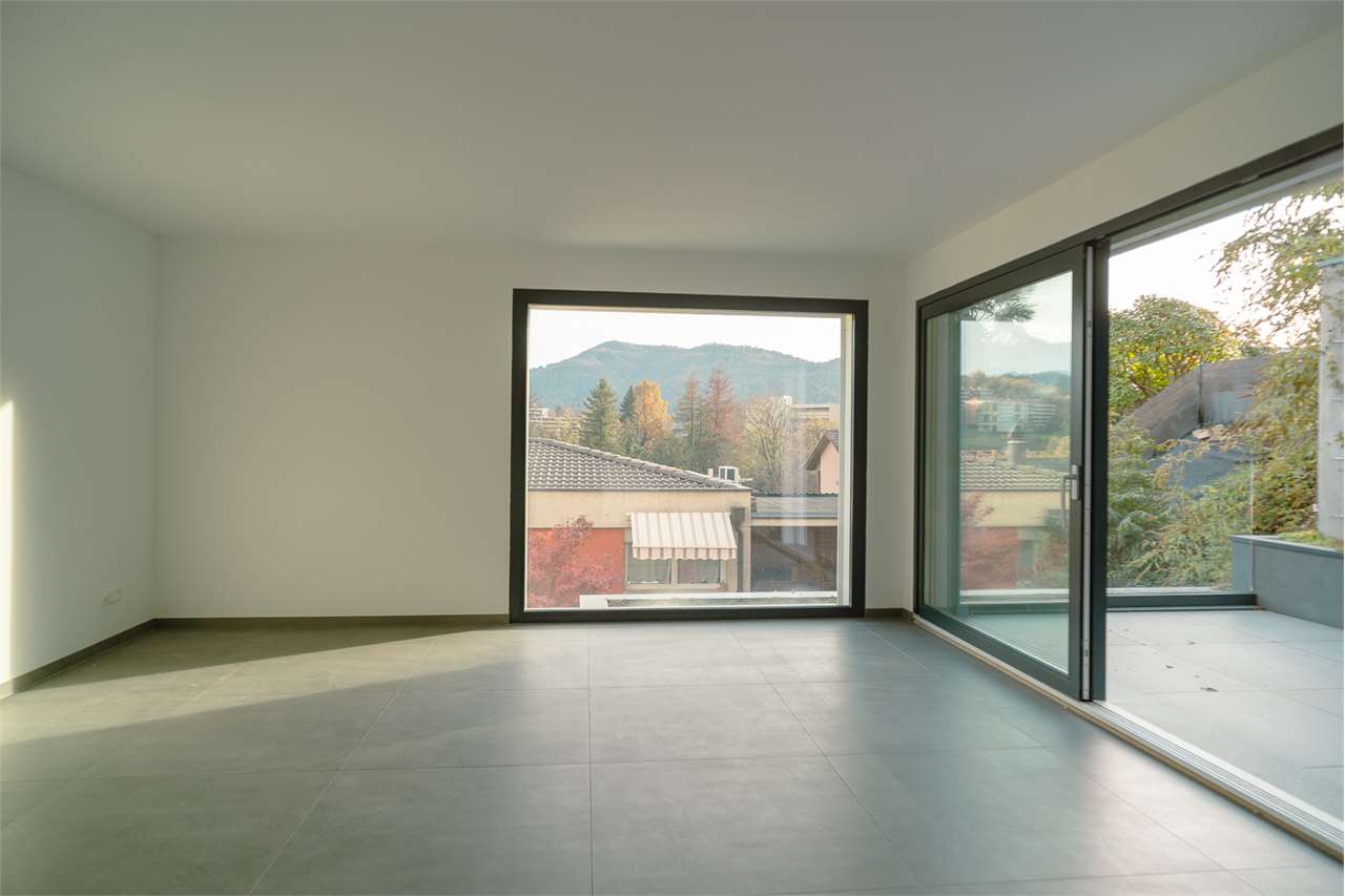 Vacallo: grande 2.5 locali con ampia terrazza - Bild 7