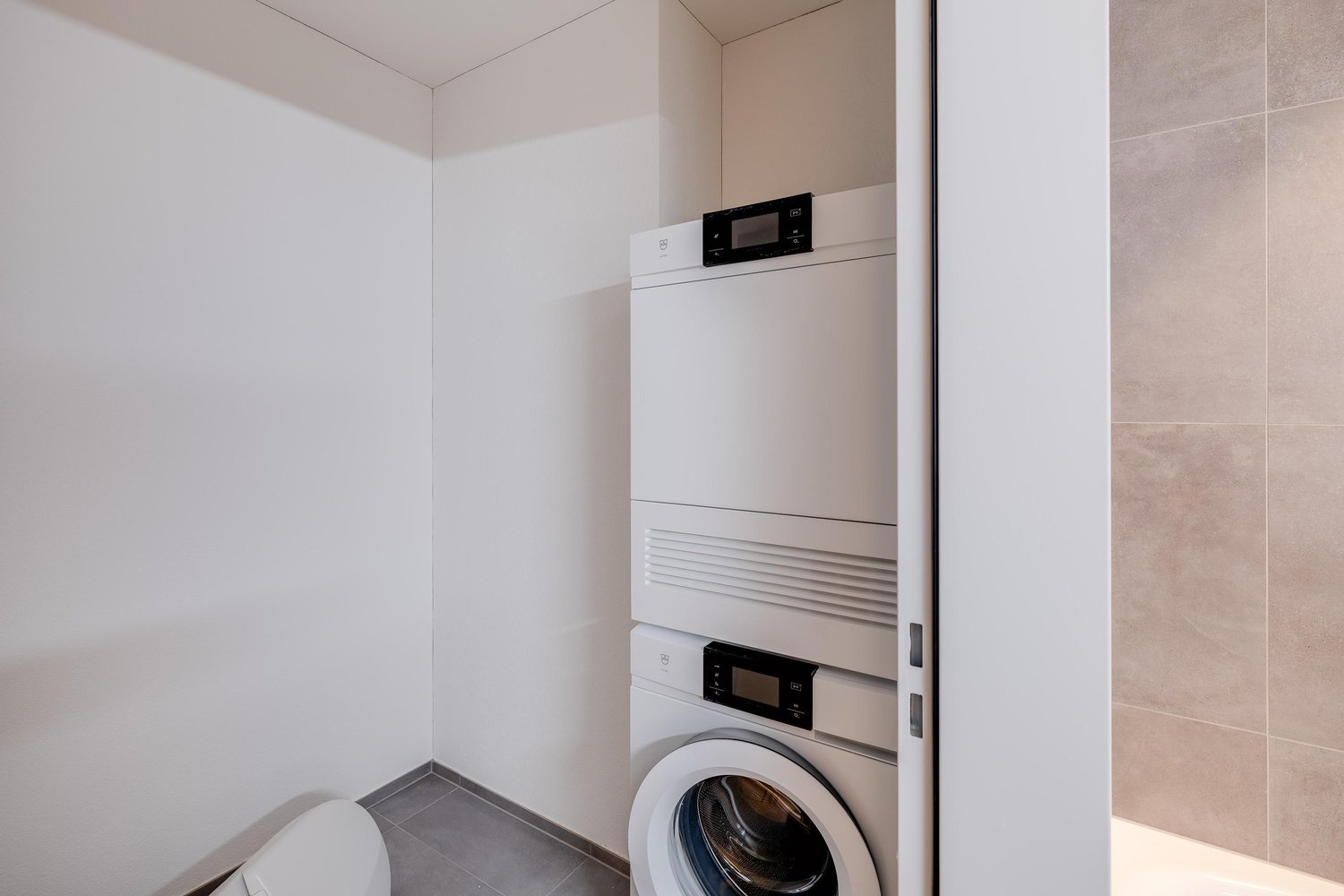 4.5 Zimmerwohnung in Worben - Bild 8