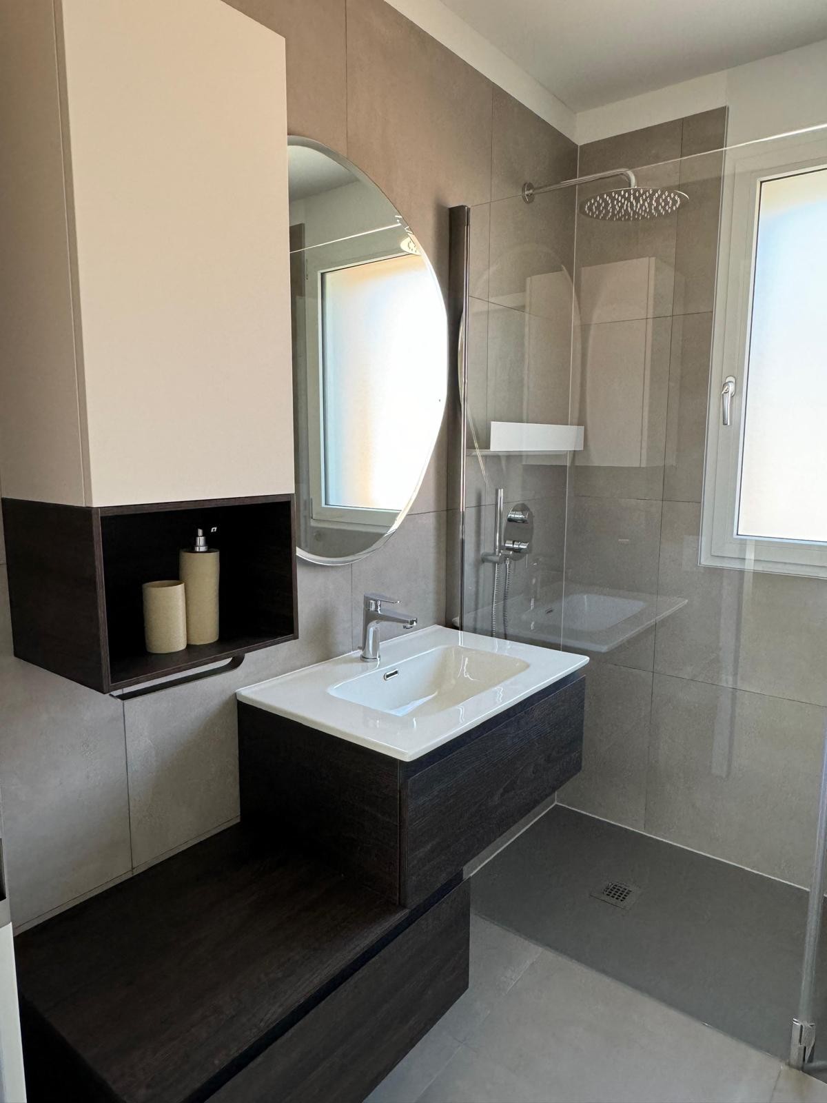 3728 BELLINZONA - 2.5 LOCALI A REDDITO - RECENTE COSTRUZIONE BUONA POSIZIONE - Bild 3