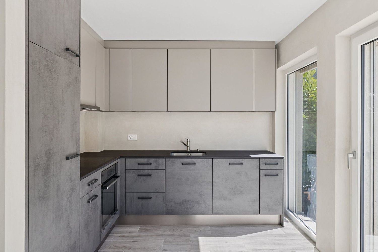 Appartement neuf de 2.5 pièces avec grand jardin et terrasses - Bild 6