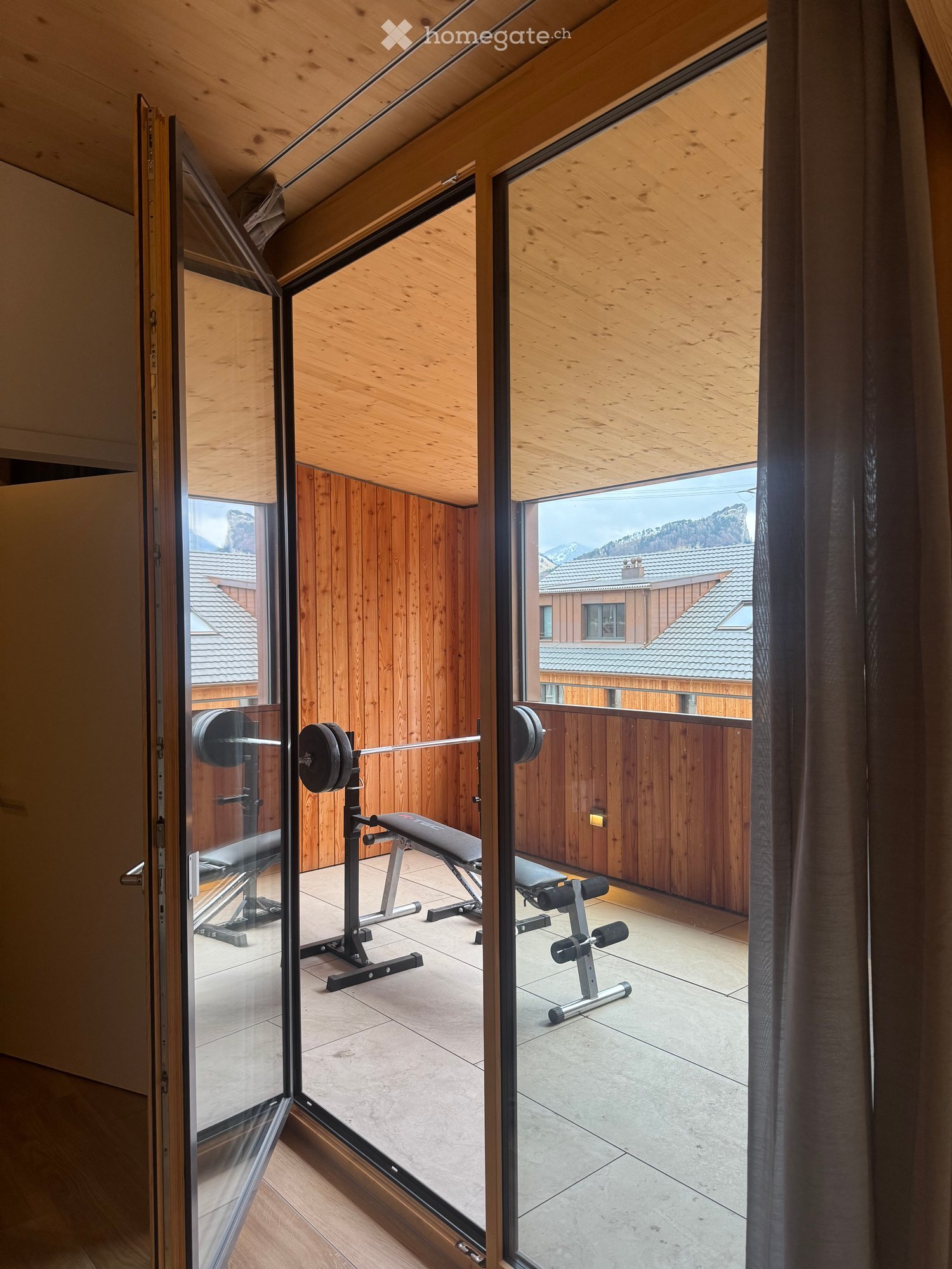 Moderne 2.5-Zimmer-Dachwohnung mit Bergblick in Trübbach -  Bild 4