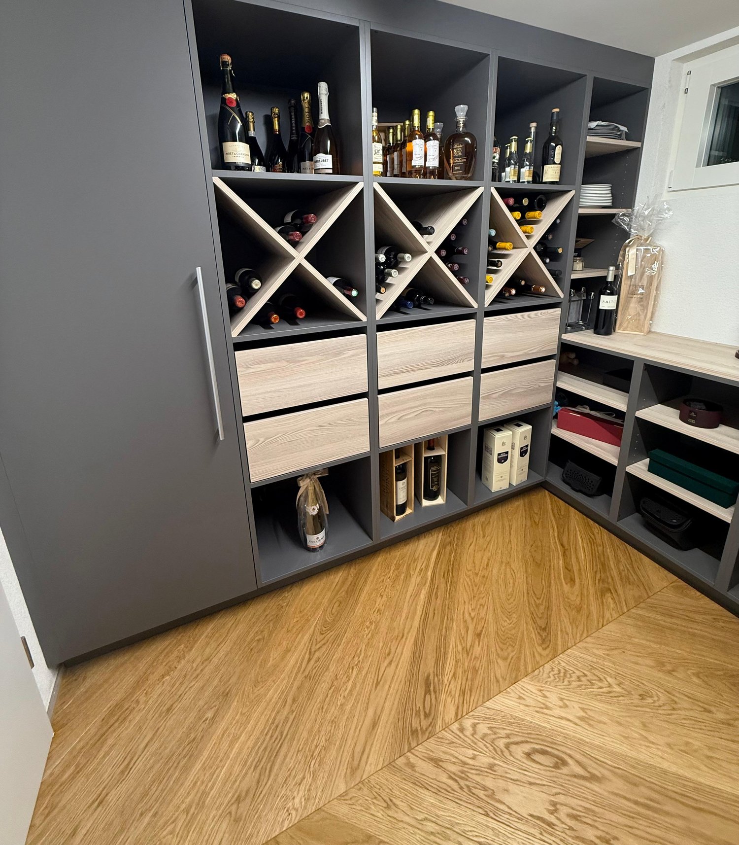 freistehendes 5.5-Zimmer-Einfamilienhaus mit Einliegerwohnung in Zumikon - Bild 10