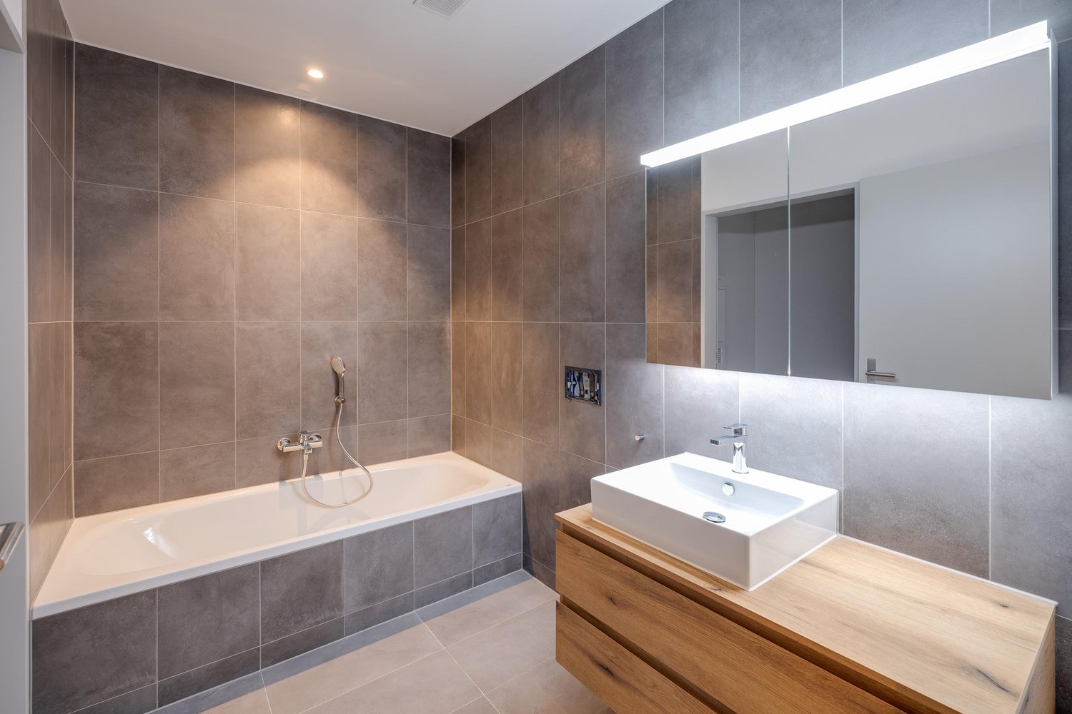 4.5 Zimmerwohnung in Worben - Bild 7