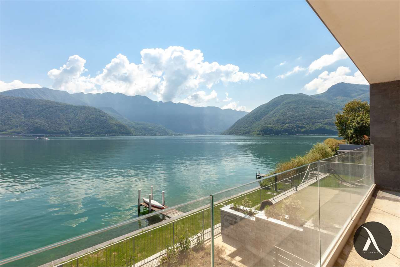 Magnifica villa moderna direttamente a lago - Bild 6