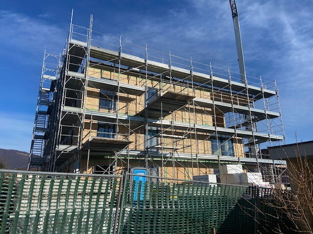 NUOVO E MODERNO ATTICO 4.5 CON AMPIE TERRAZZE A LIGORNETTO - Bild 2