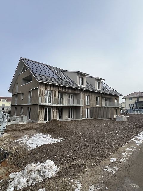 Tag der offenen Tür der exklusiven 2.5-Zimmer-Dachwohnung mit Loftcharakter - Aussenansicht